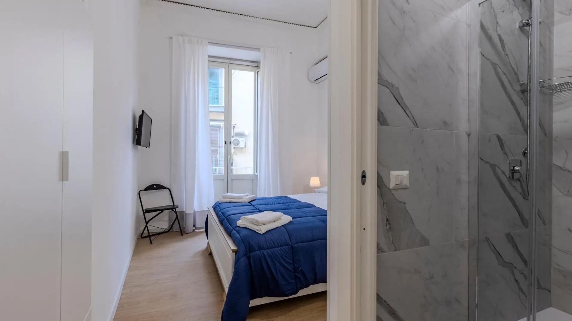 Bed & Breakfast Nel Cuore Di Napoli Italy